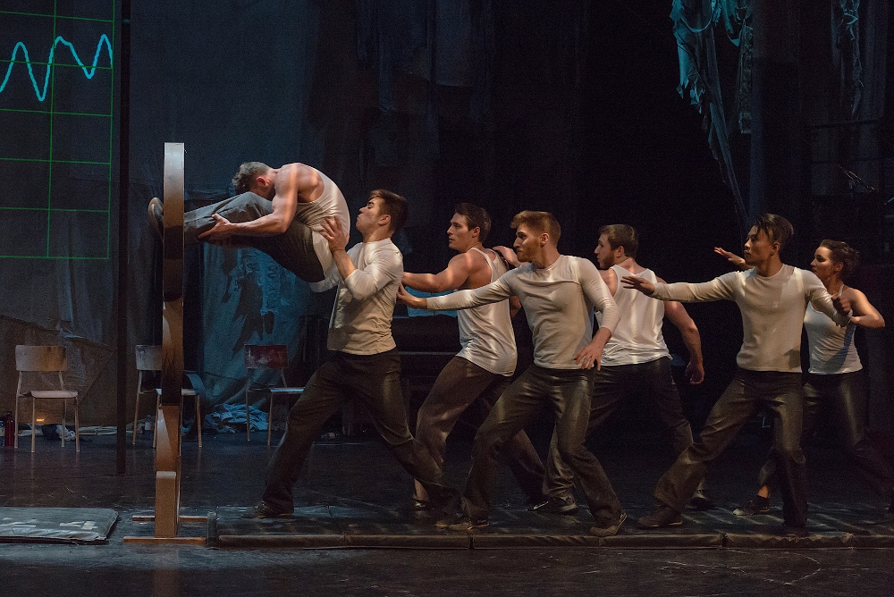 traces bobino les 7 doigts de la main cirque