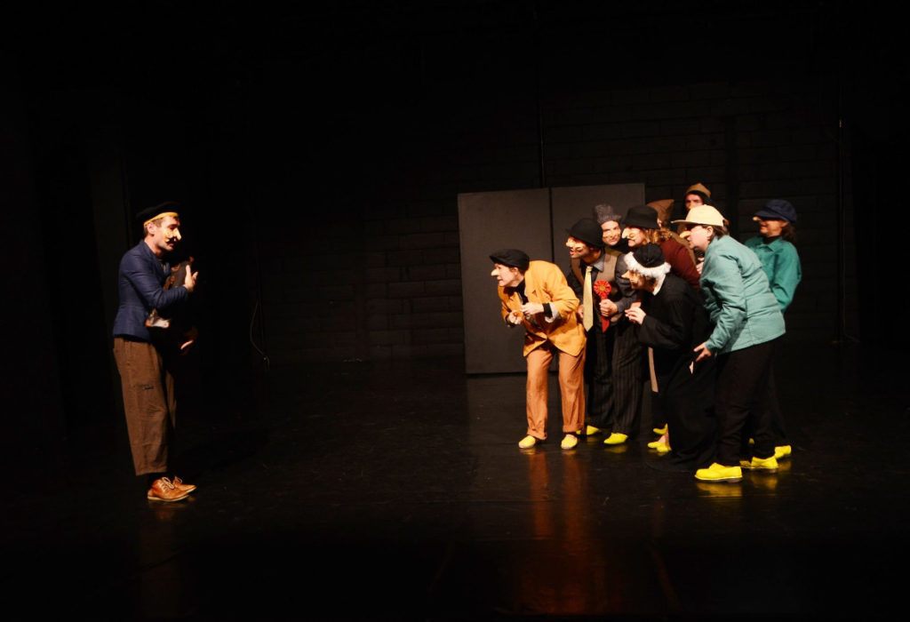 l'atelier de la gare la visite de la vieille dame