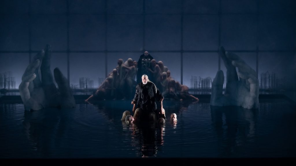 Rusalka (Aleksei Isaev ; mise en scène : Stefano Poda) / Crédit : Mirco Magliocca