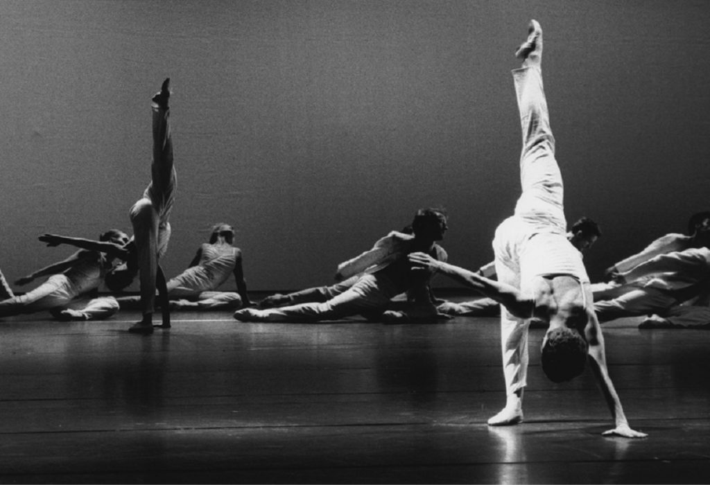 Noir et blanc ballet capitole belarbi