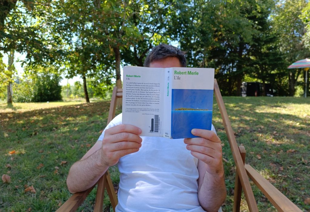 L'île Robert Merle critique avis