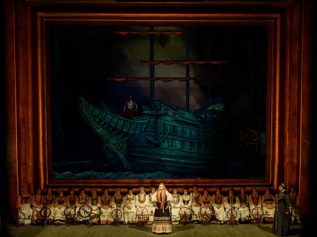 Le vaisseau fantôme de Richard Wagner mis en scène par Michel Fau à l'Opéra national du Capitole de Toulouse © Mirco Magliocca