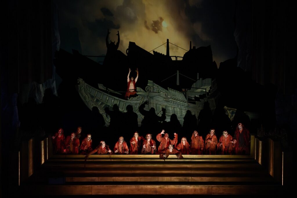 Le vaisseau fantôme de Richard Wagner mis en scène par Michel Fau à l'Opéra national du Capitole de Toulouse © Mirco Magliocca