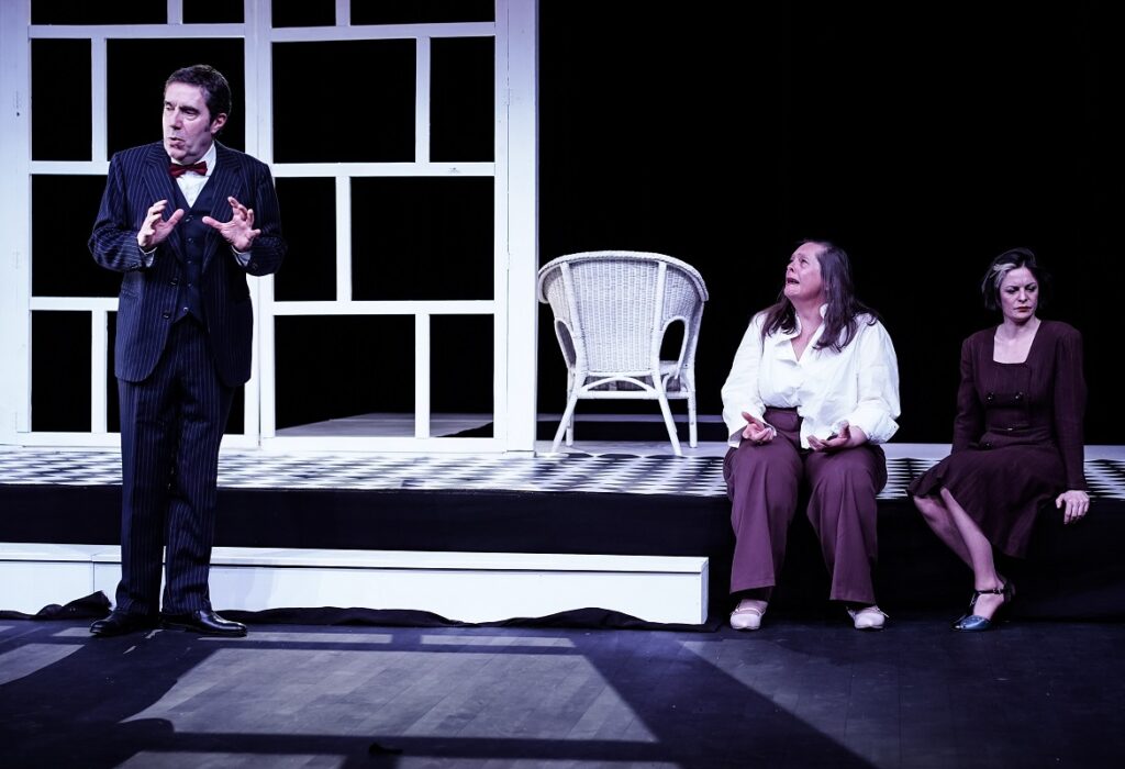 Ils étaient 10 © claire gontaud