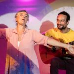 Dans les bras de brassens Corinne Calmels Arthur Foucault Théâtre du Chien Blanc