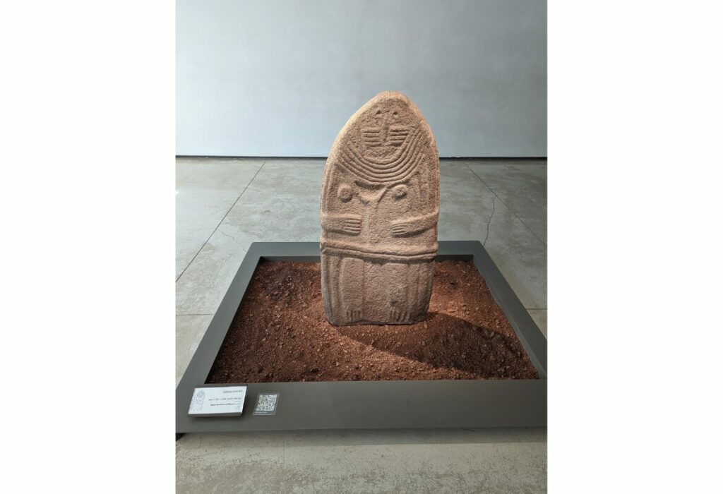 Statue menhir de la dame de Saint-Sernin au musée Fenaille de Rodez